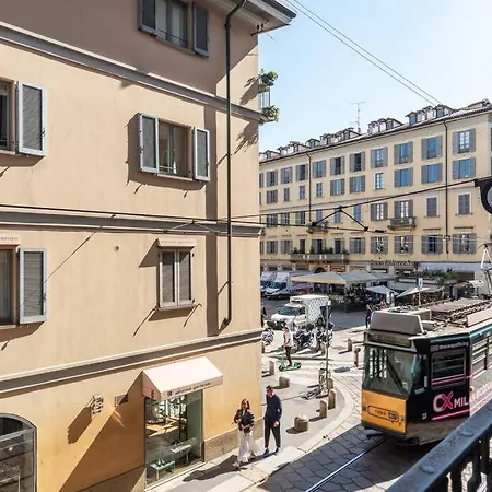 Ampio Monolocale Nel Cuore Di Brera * Milan